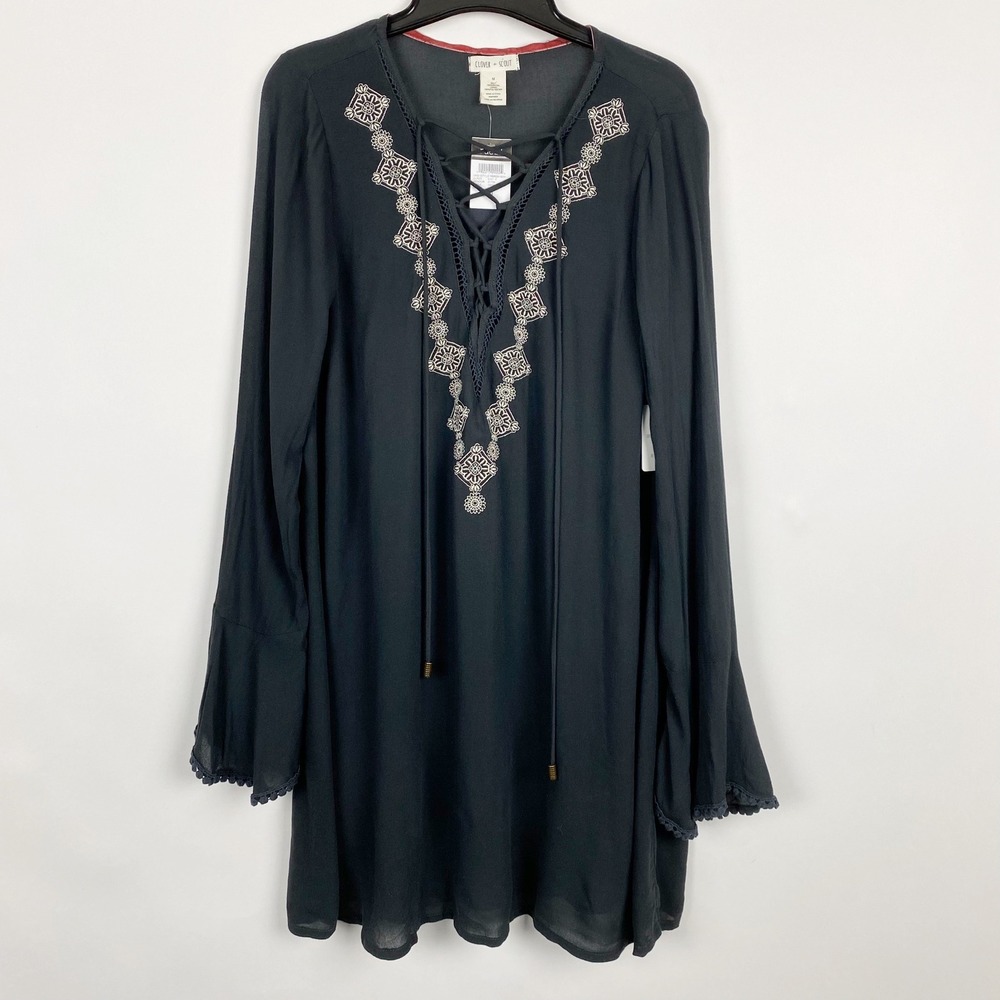 Clover + Scout rue21‎ Boho Embroidered Lace Up Bell Sleeve Dress Womens M NWT